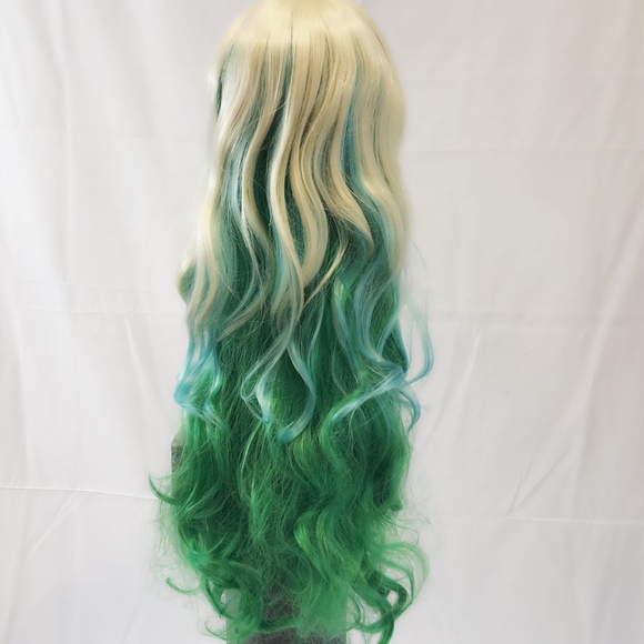 New Blonde Turquoise wavy wig with bangs cosplay main image 5